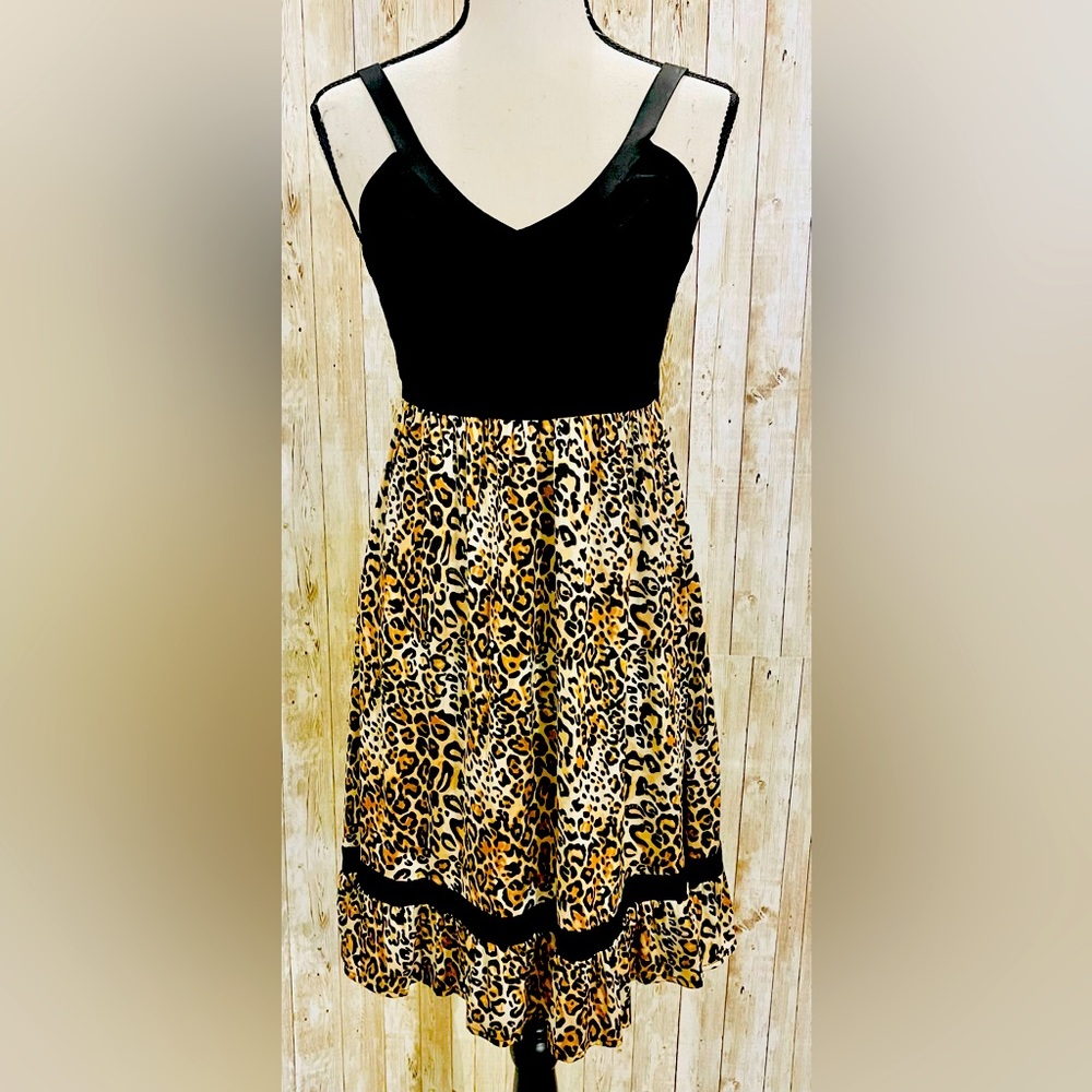 BEBE Black Leopard Print Dress size Medium